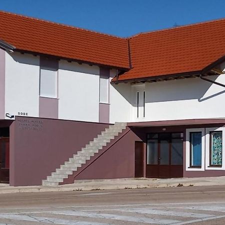 Apartmani Herceg Gacko Екстериор снимка