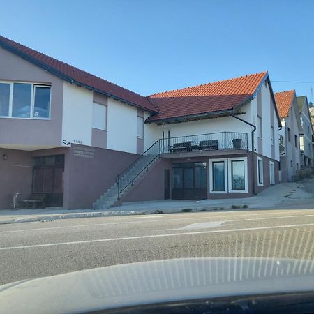 Apartmani Herceg Gacko Екстериор снимка