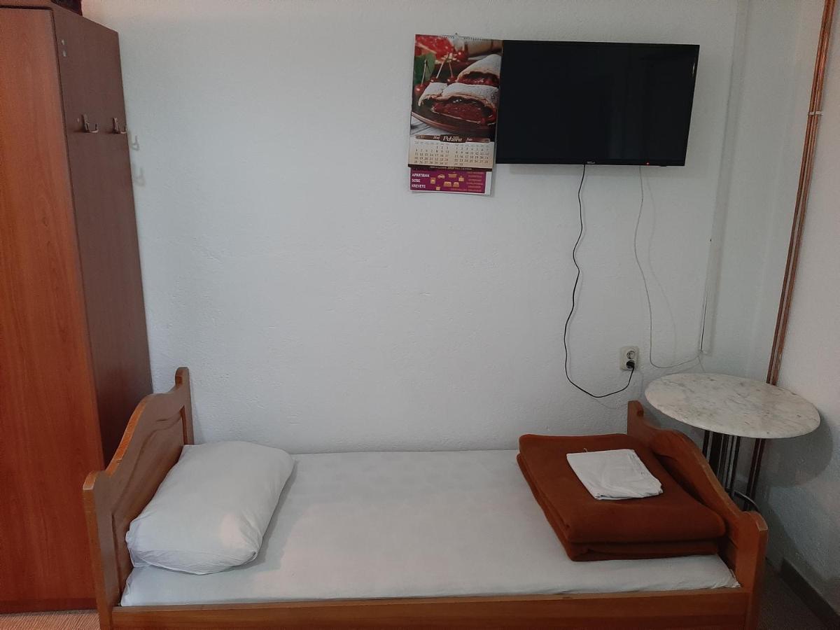Apartmani Herceg Gacko Екстериор снимка